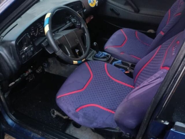 Синій Фольксваген Пассат Варіант, об'ємом двигуна 1.6 л та пробігом 420 тис. км за 1500 $, фото 6 на Automoto.ua