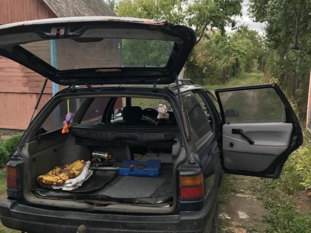 Синій Фольксваген Пассат Варіант, об'ємом двигуна 1.6 л та пробігом 500 тис. км за 1550 $, фото 3 на Automoto.ua