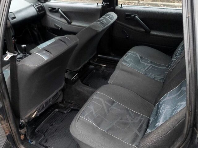 Синий Фольксваген Пассат Вариант, объемом двигателя 1.9 л и пробегом 300 тыс. км за 1800 $, фото 7 на Automoto.ua