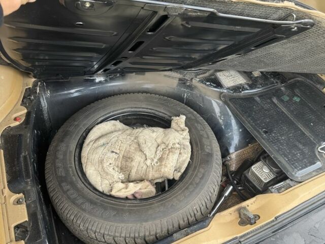 Синий Фольксваген Пассат Вариант, объемом двигателя 1.8 л и пробегом 330 тыс. км за 2550 $, фото 7 на Automoto.ua