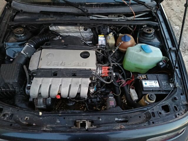 Фольксваген Пассат Вариант 1991 в Коломые на Automoto.ua Синий Фольксваген Пассат Вариант, объемом двигателя 0 л и пробегом 389 тыс. км за 1782 $, фото 4 на Automoto.ua