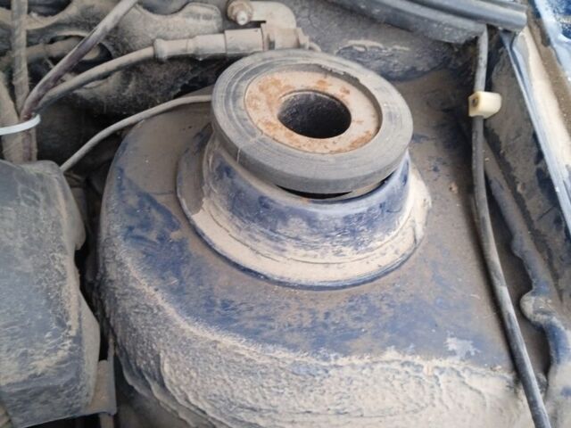 Синий Фольксваген Пассат Вариант, объемом двигателя 2 л и пробегом 364 тыс. км за 1450 $, фото 20 на Automoto.ua