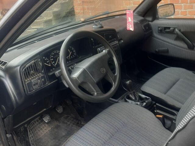 Синій Фольксваген Пассат Варіант, об'ємом двигуна 1.8 л та пробігом 342 тис. км за 1500 $, фото 5 на Automoto.ua