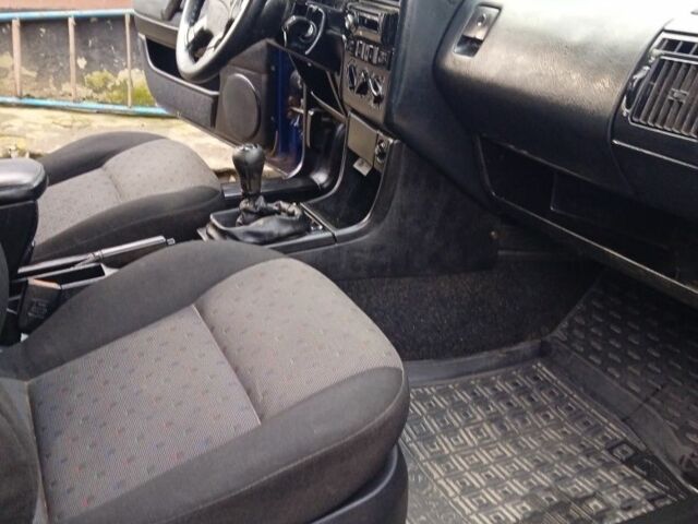 Синий Фольксваген Пассат Вариант, объемом двигателя 2 л и пробегом 364 тыс. км за 1450 $, фото 5 на Automoto.ua