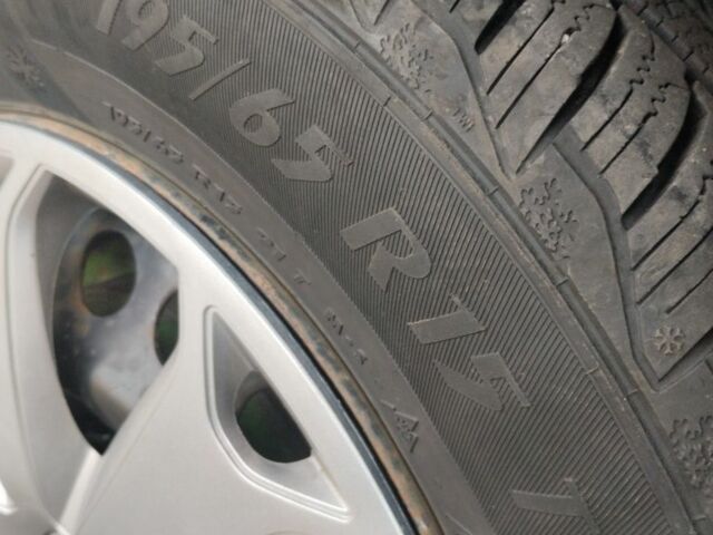 Синий Фольксваген Пассат Вариант, объемом двигателя 1.8 л и пробегом 410 тыс. км за 1100 $, фото 10 на Automoto.ua