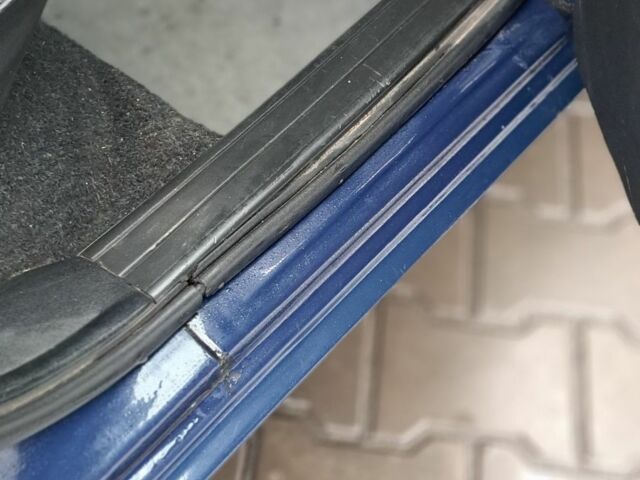 Синий Фольксваген Пассат Вариант, объемом двигателя 1.9 л и пробегом 245 тыс. км за 1600 $, фото 10 на Automoto.ua