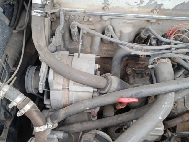 Синий Фольксваген Пассат Вариант, объемом двигателя 2 л и пробегом 364 тыс. км за 1450 $, фото 22 на Automoto.ua