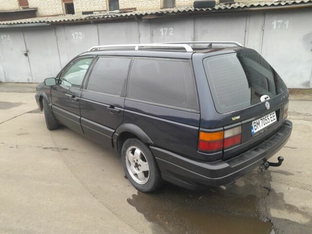 Синій Фольксваген Пассат Варіант, об'ємом двигуна 2.8 л та пробігом 400 тис. км за 1650 $, фото 1 на Automoto.ua