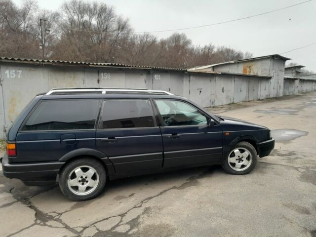 Синій Фольксваген Пассат Варіант, об'ємом двигуна 2.8 л та пробігом 400 тис. км за 1650 $, фото 3 на Automoto.ua