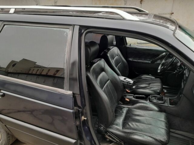 Синій Фольксваген Пассат Варіант, об'ємом двигуна 2.8 л та пробігом 400 тис. км за 1650 $, фото 4 на Automoto.ua