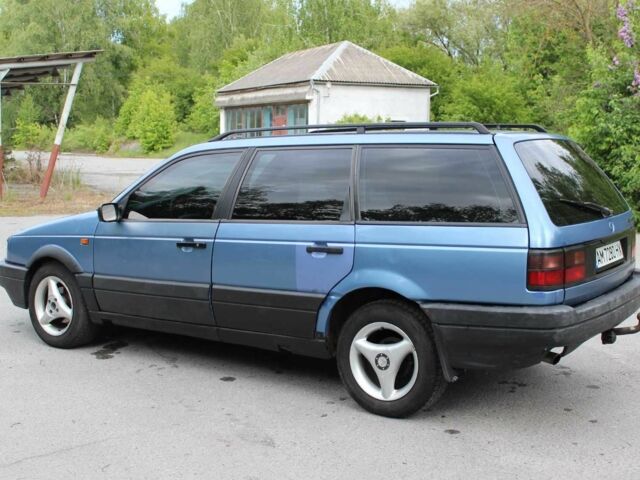 Синий Фольксваген Пассат Вариант, объемом двигателя 2 л и пробегом 414 тыс. км за 2099 $, фото 5 на Automoto.ua