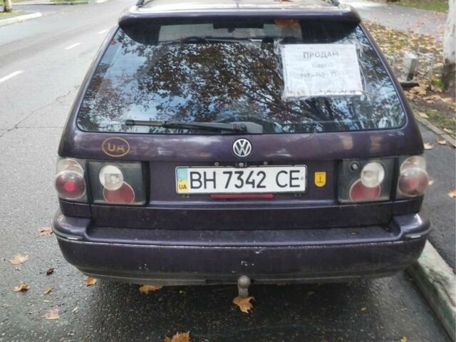 Синий Фольксваген Пассат Вариант, объемом двигателя 1.8 л и пробегом 350 тыс. км за 1500 $, фото 2 на Automoto.ua