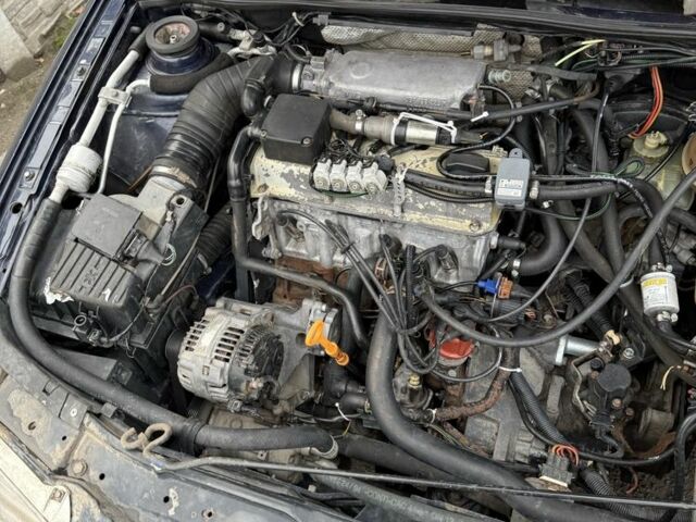 Фольксваген Пассат Варіант 1994 у Сумах на Automoto.ua Синій Фольксваген Пассат Варіант, об'ємом двигуна 2 л та пробігом 468 тис. км за 1850 $, фото 4 на Automoto.ua