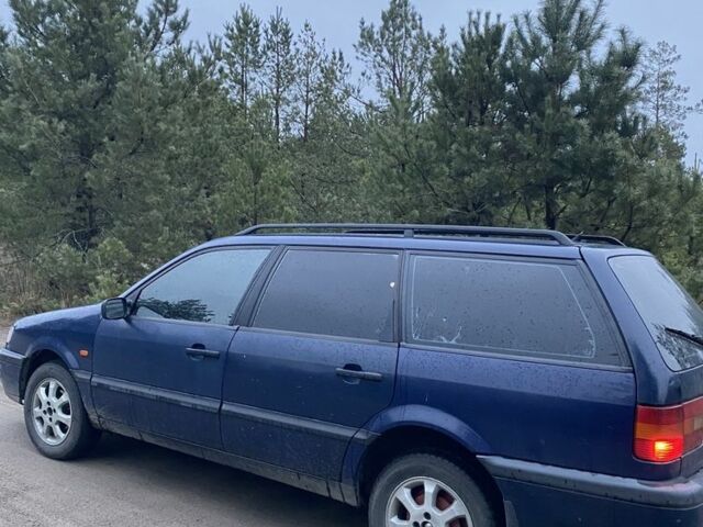 Фольксваген Пассат Вариант 1994 в Березно на Automoto.ua Синий Фольксваген Пассат Вариант, объемом двигателя 1.9 л и пробегом 347 тыс. км за 1300 $, фото 4 на Automoto.ua