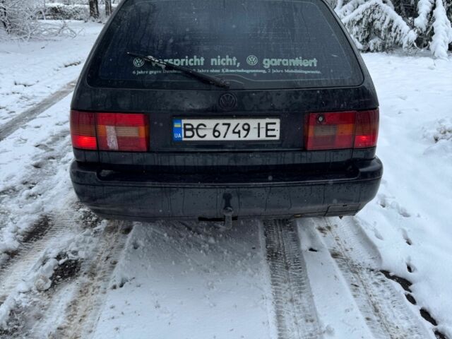 Синий Фольксваген Пассат Вариант, объемом двигателя 1.8 л и пробегом 300 тыс. км за 1499 $, фото 6 на Automoto.ua