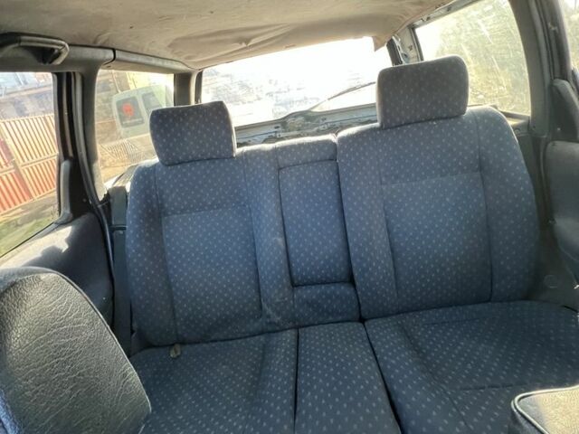 Синій Фольксваген Пассат Варіант, об'ємом двигуна 1.8 л та пробігом 111 тис. км за 950 $, фото 7 на Automoto.ua