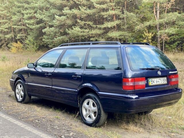 Синій Фольксваген Пассат Варіант, об'ємом двигуна 1.8 л та пробігом 350 тис. км за 3450 $, фото 6 на Automoto.ua