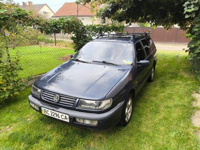 Синий Фольксваген Пассат Вариант, объемом двигателя 2 л и пробегом 570 тыс. км за 1500 $, фото 8 на Automoto.ua