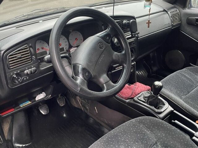 Синий Фольксваген Пассат Вариант, объемом двигателя 1.9 л и пробегом 424 тыс. км за 2300 $, фото 4 на Automoto.ua