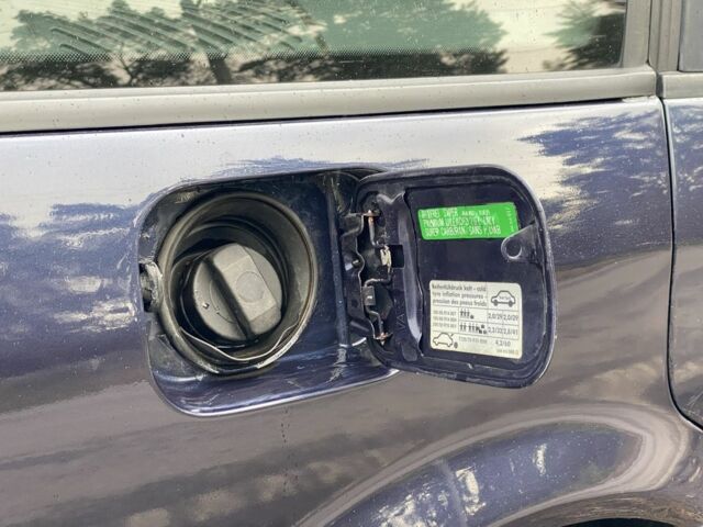 Синій Фольксваген Пассат Варіант, об'ємом двигуна 1.8 л та пробігом 350 тис. км за 3450 $, фото 21 на Automoto.ua