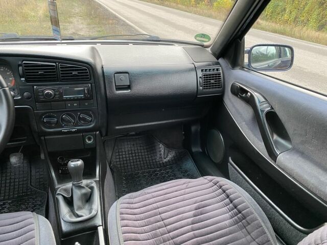 Синій Фольксваген Пассат Варіант, об'ємом двигуна 1.8 л та пробігом 350 тис. км за 3450 $, фото 16 на Automoto.ua