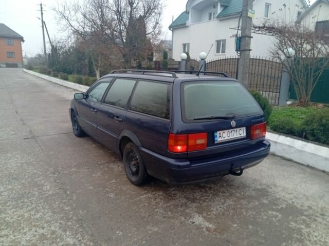 Синий Фольксваген Пассат Вариант, объемом двигателя 1.9 л и пробегом 280 тыс. км за 2300 $, фото 4 на Automoto.ua