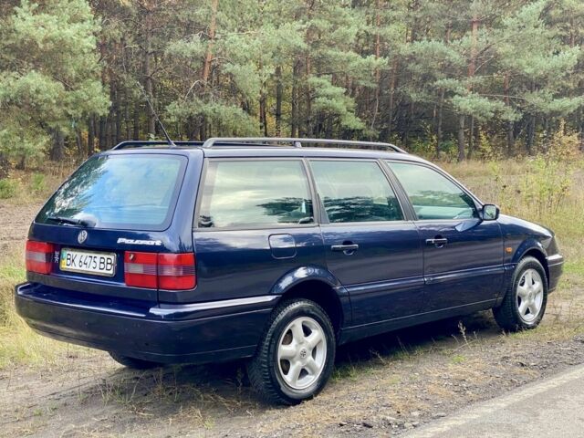 Синій Фольксваген Пассат Варіант, об'ємом двигуна 1.8 л та пробігом 350 тис. км за 3450 $, фото 8 на Automoto.ua