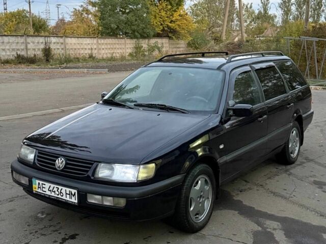 Фольксваген Пассат Вариант 1996 в Кривом Роге на Automoto.ua Синий Фольксваген Пассат Вариант, объемом двигателя 1.8 л и пробегом 350 тыс. км за 3500 $, фото 1 на Automoto.ua