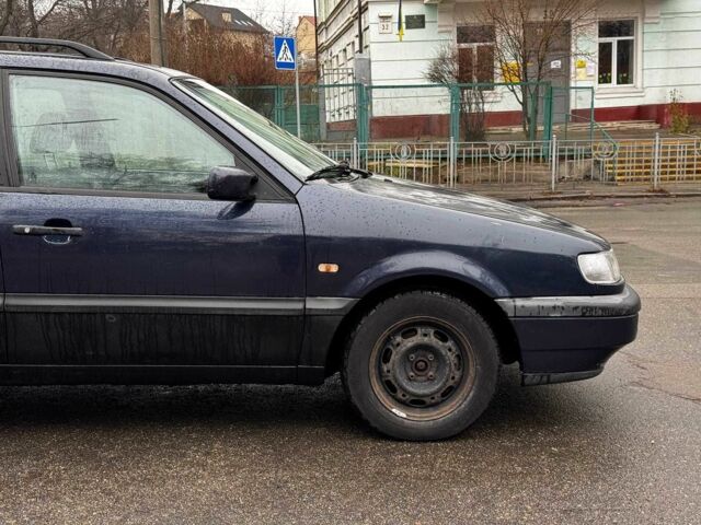 Синий Фольксваген Пассат Вариант, объемом двигателя 1.8 л и пробегом 325 тыс. км за 3640 $, фото 8 на Automoto.ua