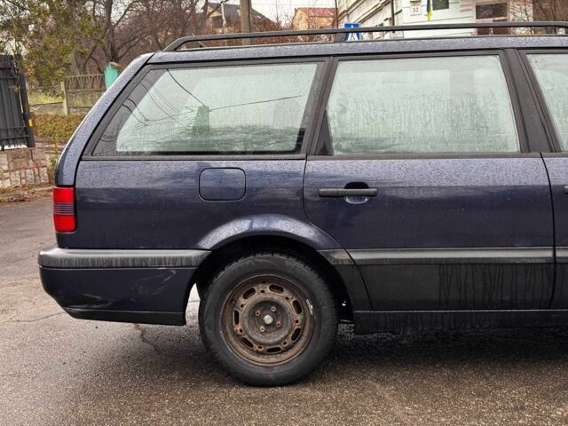 Синий Фольксваген Пассат Вариант, объемом двигателя 1.8 л и пробегом 325 тыс. км за 3640 $, фото 10 на Automoto.ua