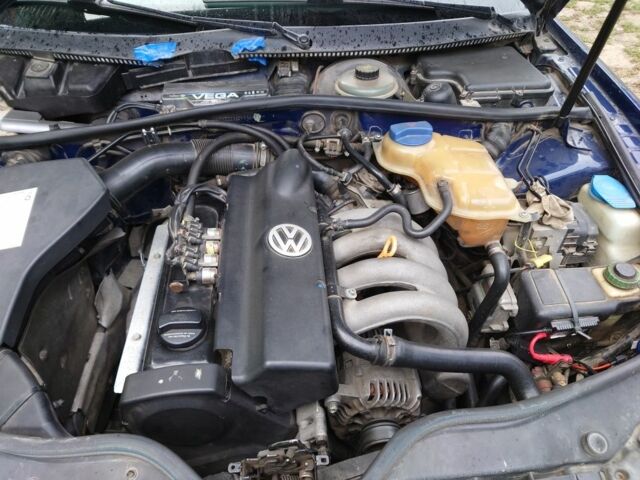 Синій Фольксваген Пассат Варіант, об'ємом двигуна 1.6 л та пробігом 290 тис. км за 4000 $, фото 7 на Automoto.ua