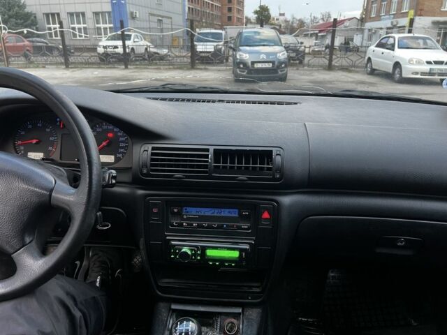 Синій Фольксваген Пассат Варіант, об'ємом двигуна 1.6 л та пробігом 120 тис. км за 2000 $, фото 5 на Automoto.ua