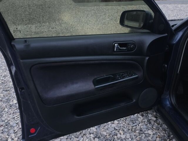 Синий Фольксваген Пассат Вариант, объемом двигателя 1.9 л и пробегом 317 тыс. км за 3499 $, фото 8 на Automoto.ua