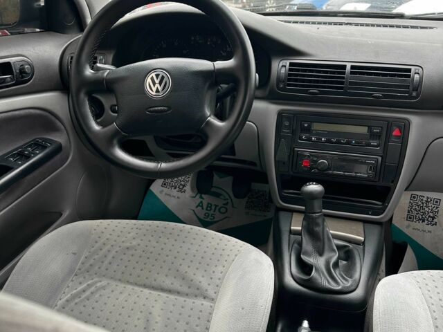 Синій Фольксваген Пассат Варіант, об'ємом двигуна 1.9 л та пробігом 310 тис. км за 5200 $, фото 5 на Automoto.ua