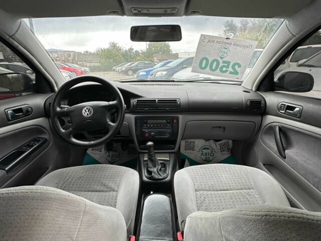 Синій Фольксваген Пассат Варіант, об'ємом двигуна 1.9 л та пробігом 310 тис. км за 5200 $, фото 7 на Automoto.ua