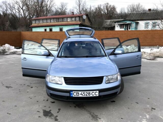 Синій Фольксваген Пассат Варіант, об'ємом двигуна 1.8 л та пробігом 250 тис. км за 3500 $, фото 5 на Automoto.ua