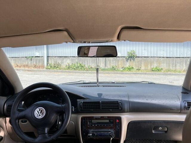 Синий Фольксваген Пассат Вариант, объемом двигателя 1.9 л и пробегом 367 тыс. км за 3300 $, фото 5 на Automoto.ua