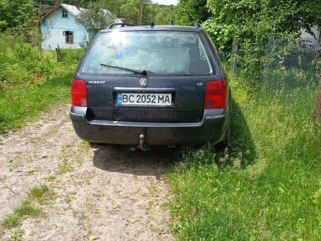 Синий Фольксваген Пассат Вариант, объемом двигателя 1.8 л и пробегом 341 тыс. км за 2750 $, фото 2 на Automoto.ua