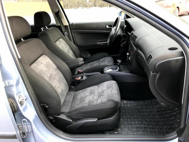 Синій Фольксваген Пассат Варіант, об'ємом двигуна 1.8 л та пробігом 250 тис. км за 3500 $, фото 2 на Automoto.ua