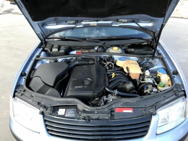 Синій Фольксваген Пассат Варіант, об'ємом двигуна 1.8 л та пробігом 250 тис. км за 3500 $, фото 3 на Automoto.ua