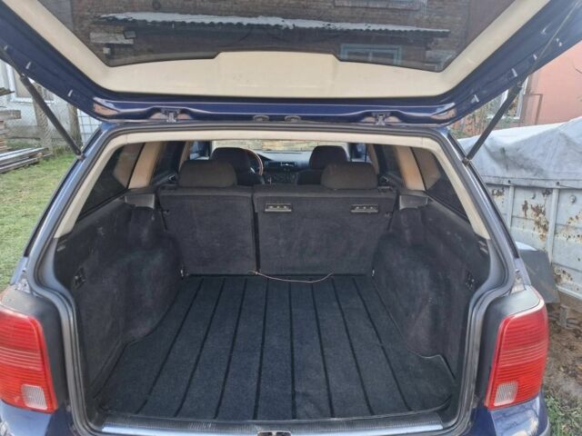 Синій Фольксваген Пассат Варіант, об'ємом двигуна 1.9 л та пробігом 342 тис. км за 2500 $, фото 3 на Automoto.ua