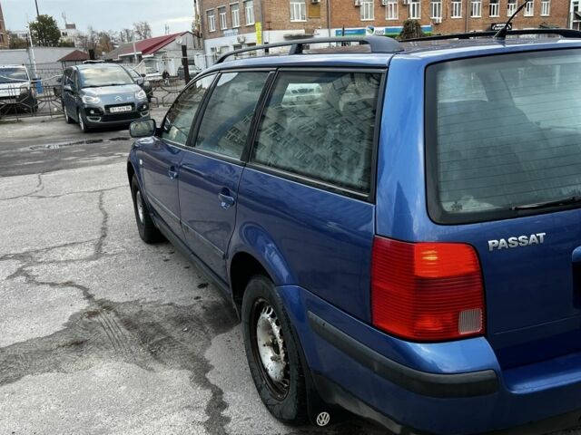 Синій Фольксваген Пассат Варіант, об'ємом двигуна 1.6 л та пробігом 120 тис. км за 2000 $, фото 2 на Automoto.ua