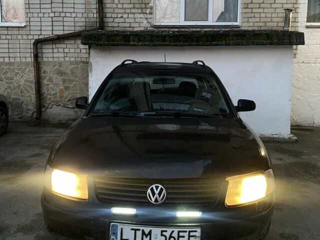 Синій Фольксваген Пассат Варіант, об'ємом двигуна 0 л та пробігом 400 тис. км за 1050 $, фото 1 на Automoto.ua