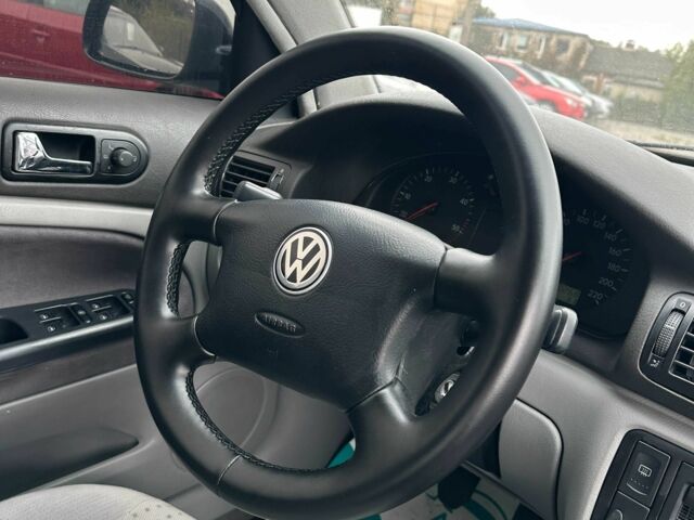 Синій Фольксваген Пассат Варіант, об'ємом двигуна 1.9 л та пробігом 310 тис. км за 5200 $, фото 10 на Automoto.ua