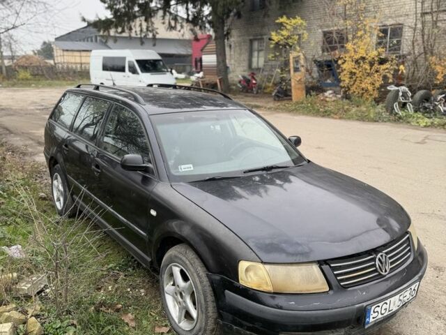 Синий Фольксваген Пассат Вариант, объемом двигателя 1.9 л и пробегом 500 тыс. км за 650 $, фото 1 на Automoto.ua