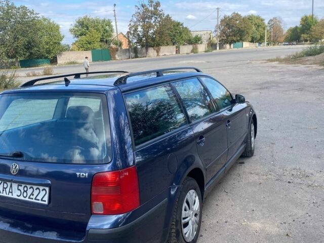 Синій Фольксваген Пассат Варіант, об'ємом двигуна 2 л та пробігом 380 тис. км за 2602 $, фото 3 на Automoto.ua