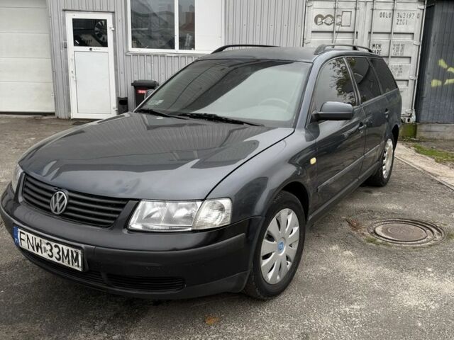 Синій Фольксваген Пассат Варіант, об'ємом двигуна 1.6 л та пробігом 1 тис. км за 1500 $, фото 2 на Automoto.ua