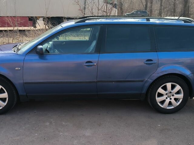 Синій Фольксваген Пассат Варіант, об'ємом двигуна 0 л та пробігом 466 тис. км за 2857 $, фото 1 на Automoto.ua