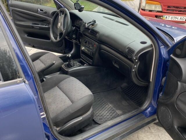 Синий Фольксваген Пассат Вариант, объемом двигателя 1.6 л и пробегом 320 тыс. км за 3150 $, фото 7 на Automoto.ua