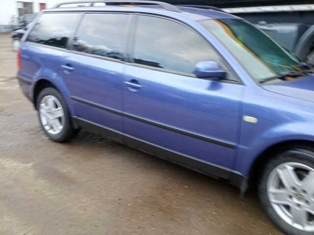 Синий Фольксваген Пассат Вариант, объемом двигателя 1.9 л и пробегом 400 тыс. км за 3650 $, фото 1 на Automoto.ua